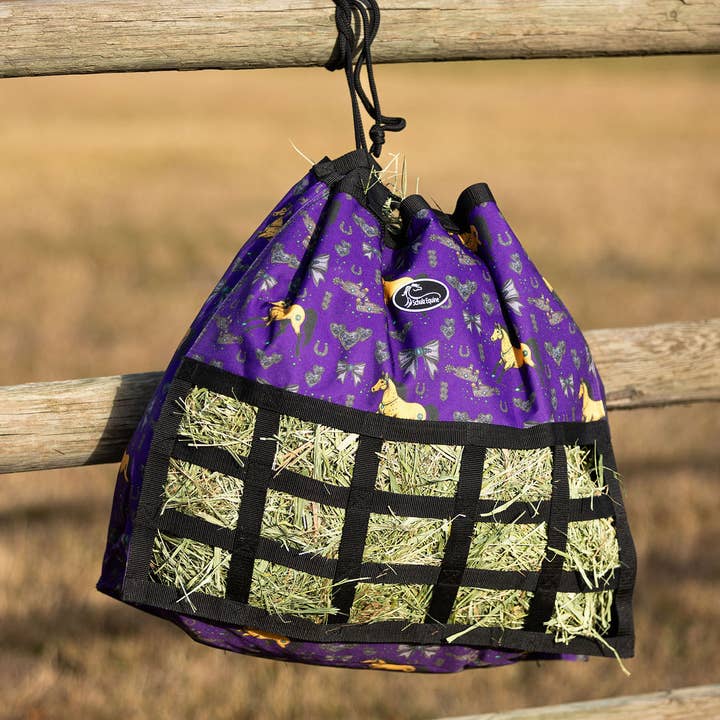 Schulz Equine - Vente Équipement d’équitation - Sac à foin Happy Trailer en nylon 600D résistant21