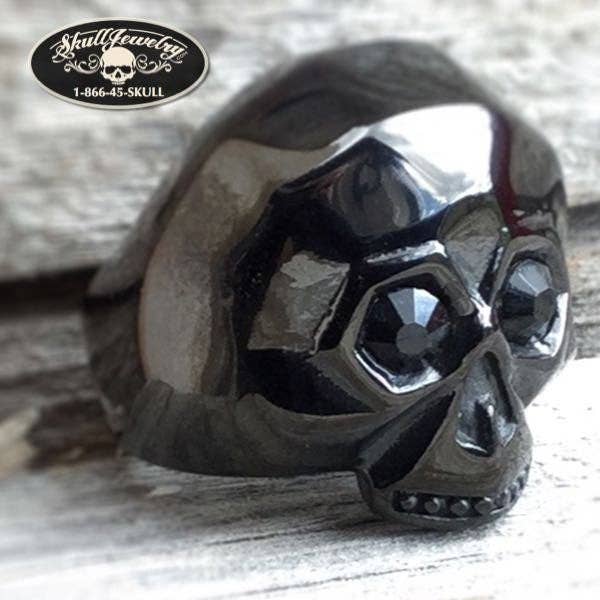 Anillo de Calavera Negra 'Monkey Business' (c112) para venta al por mayor de SkullJewelry.com