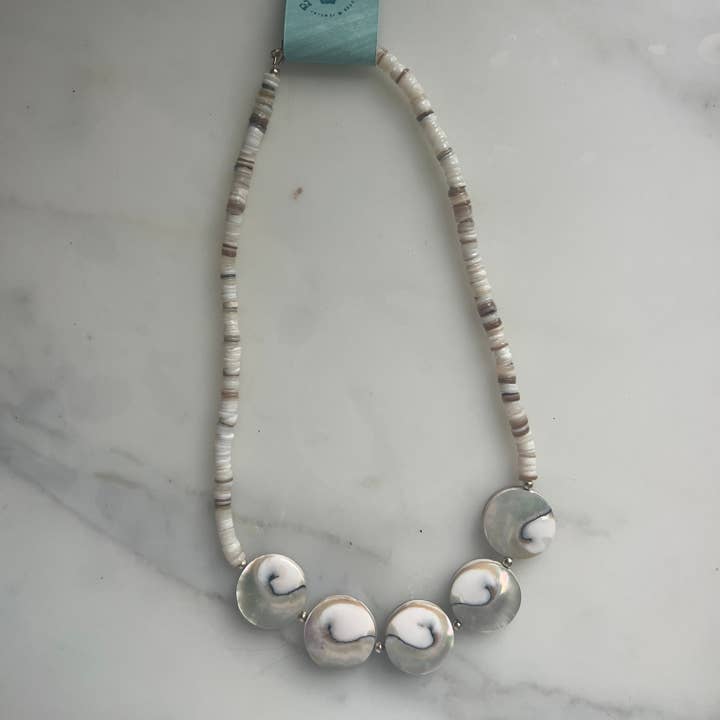 Strandjutter's Nautilus Munt Ketting voor wholesale door Essenshell