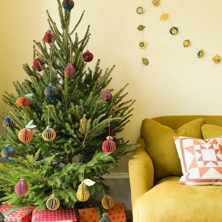 East End Press - Wholesale Christmas Decoration - Fir Tree Honeycomb15