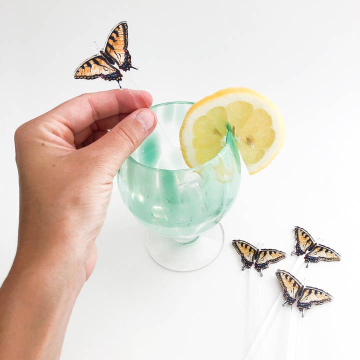 Bâtonnets d'agitation acrylique papillon Swallowtail pour la vente par Cami Monet
