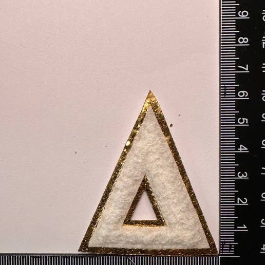 Aloe and Milk Boutique - Vente Écusson - Patch de l'alphabet delta grec1