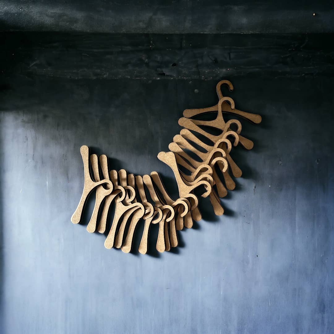 MB Cordas - Wholesale Doll Accessory Kit - Kids - Wood Dollhouse Miniature Hangers, Clothes Rack Accessories