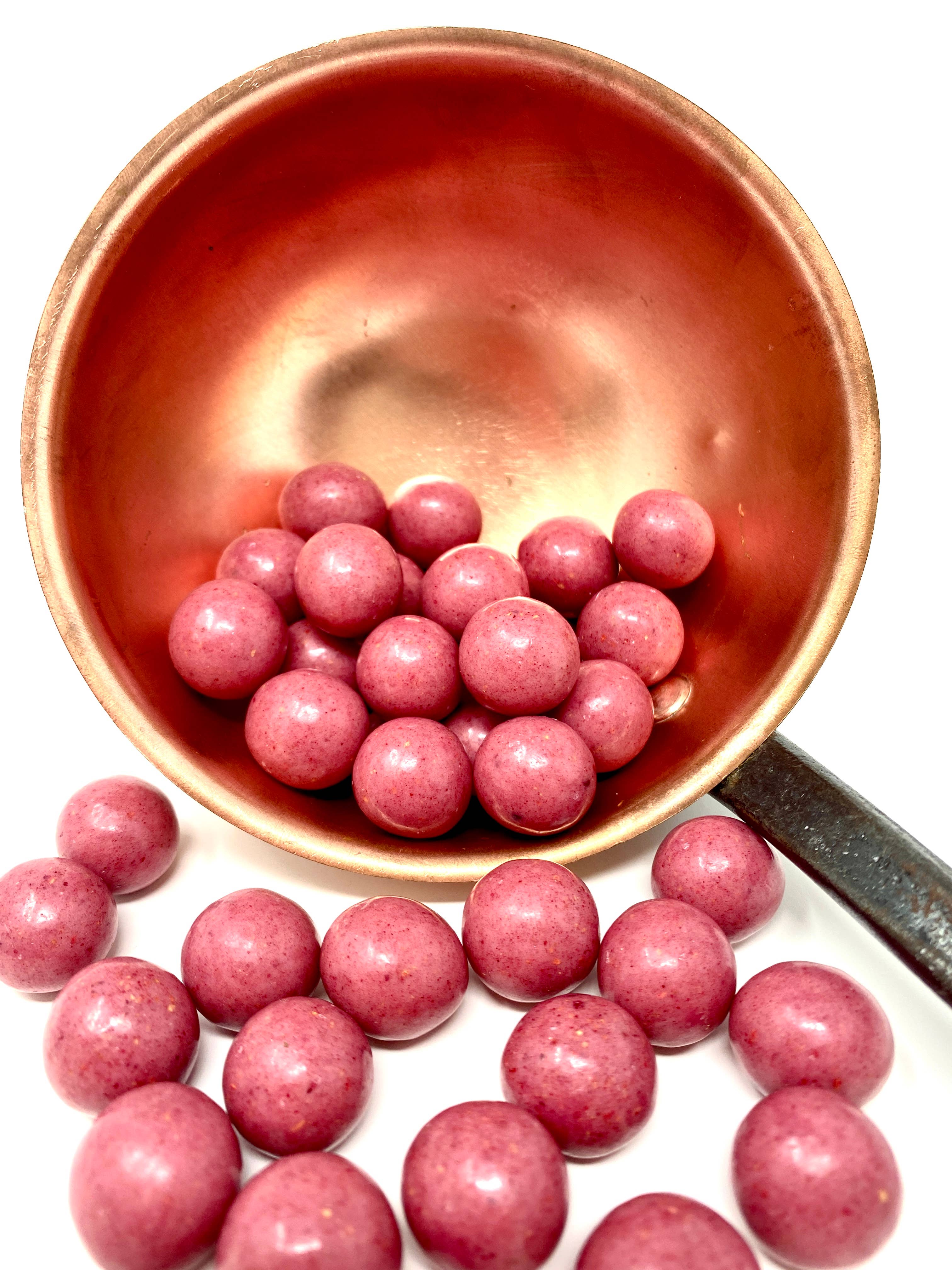 Cocoripop - Wholesale Chocolate Covered Sweets - Raspberry puffs (1 kg bulk)