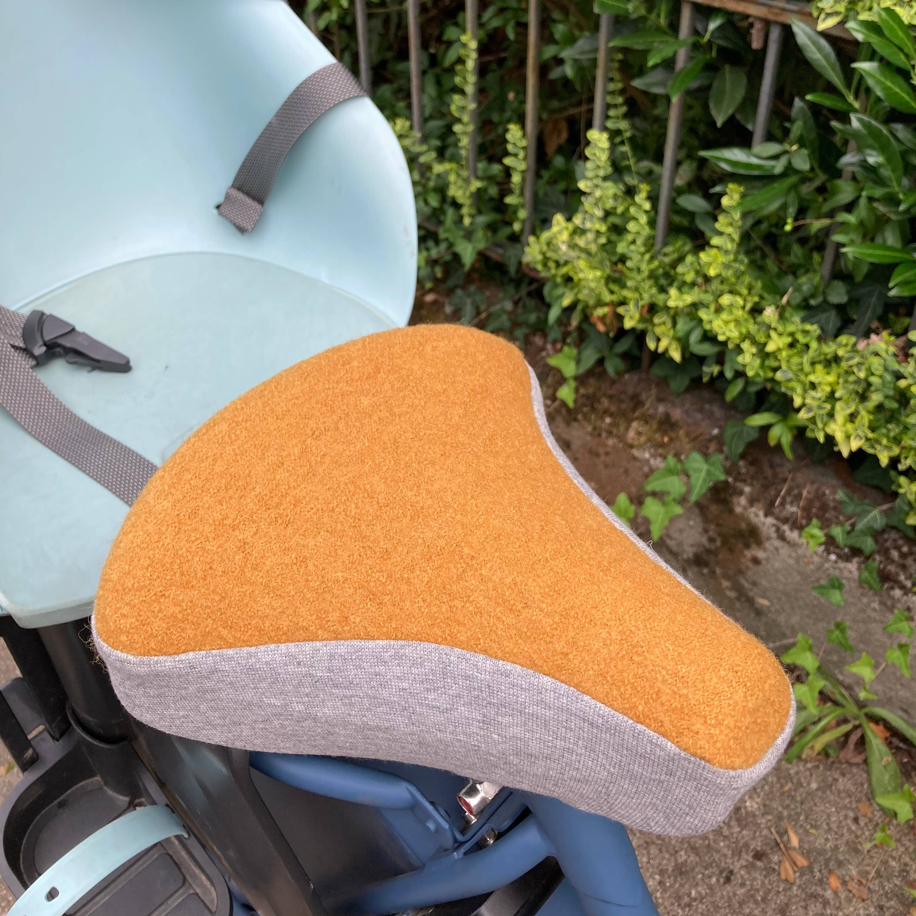 MAMUMI - Wholesale Biking Accessories - virgin wool saddle cover2