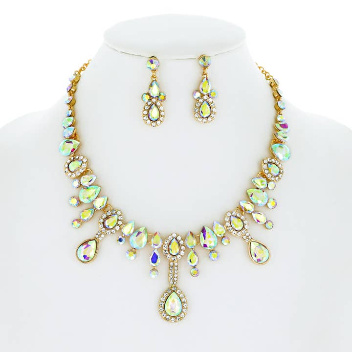 SP Sophia Collection - Wholesale Jewelry Set - Teardrop Crystal Cluster Necklace Earrings Set
