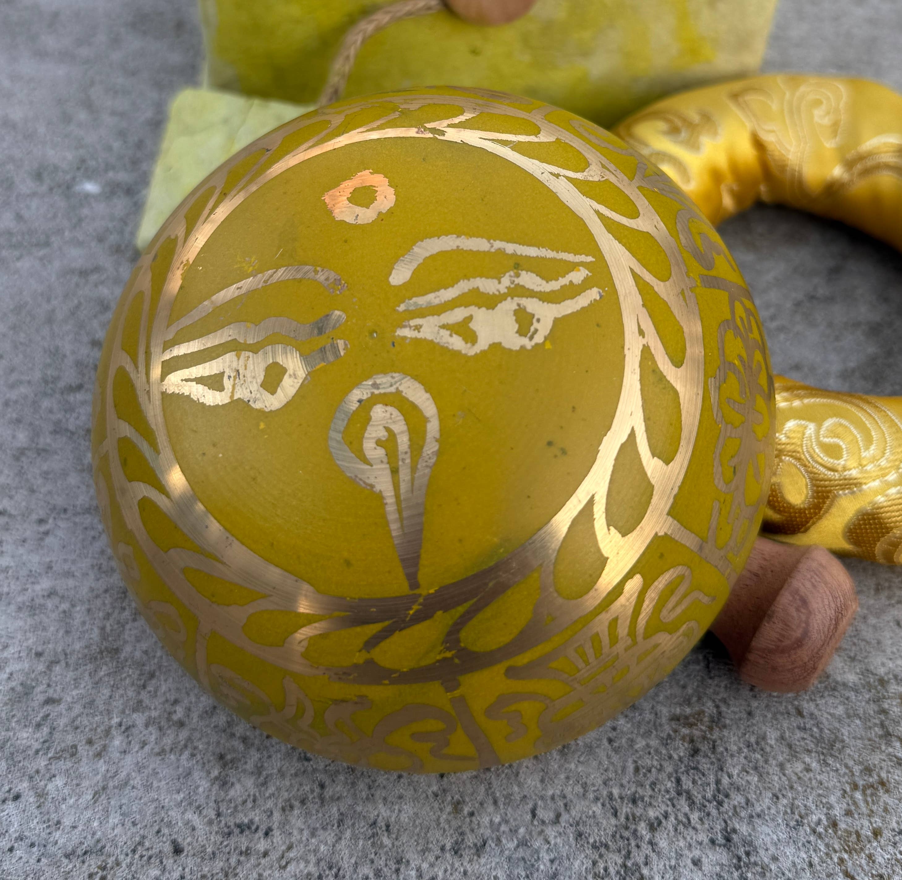 Lungta Imports - Wholesale Meditation Supplies - Tibetan Complete Singing Bowl Gift Box Set 8 Lucky Symbols 14