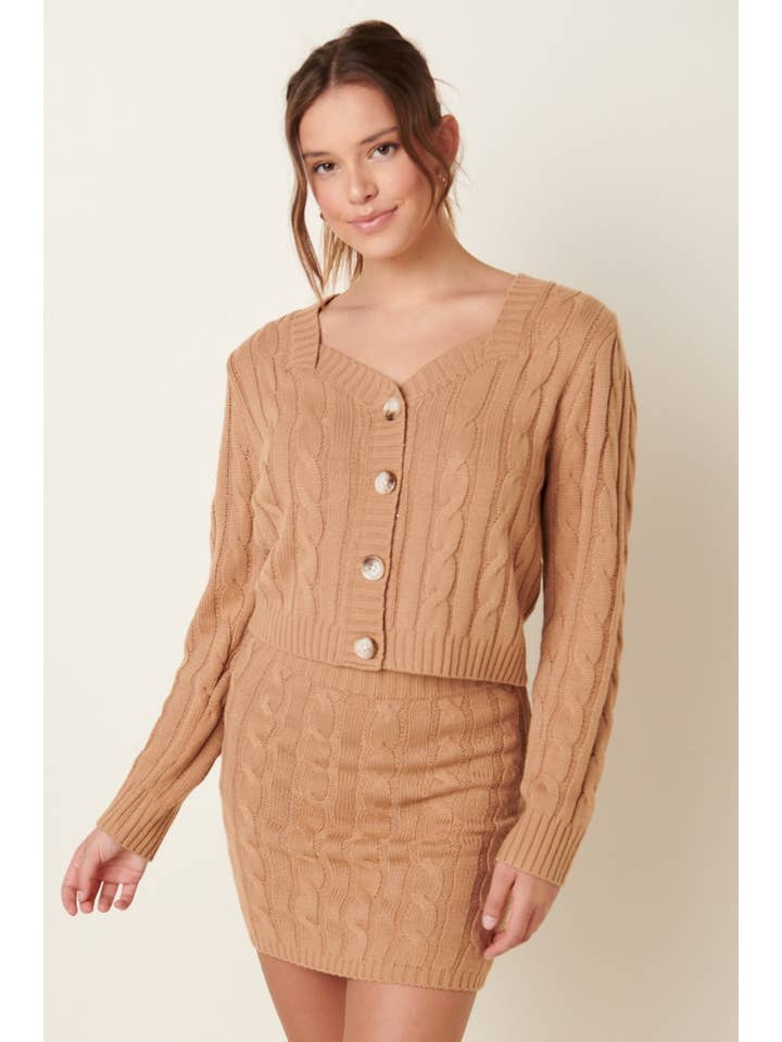 KAMEL SWEETHEAR STRICKJACKE MIT ZOPFMUSTER für den Großhandel auf Faire6