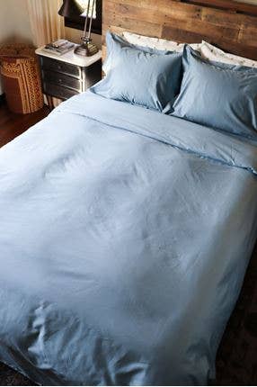 Thread Experiment - Wholesale Down Comforter - Solid Matte Sateen Comforter Set1