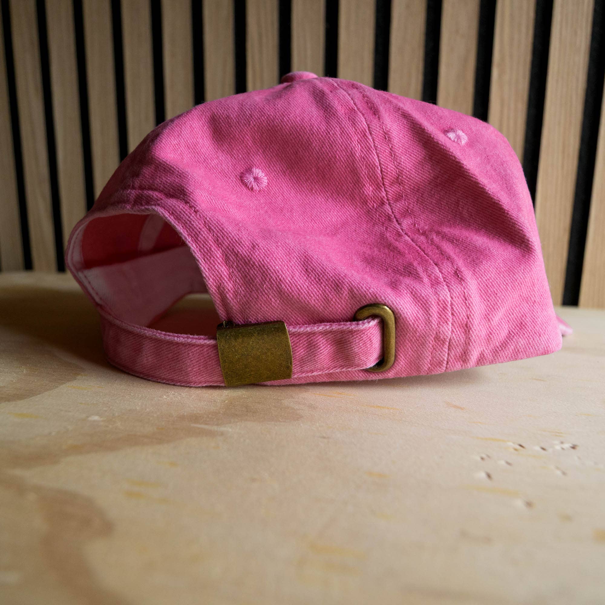 Finest Imaginary – wholesale Baseball cap – Unisex – Overwhelmed Embroidered Dad Hat Vintage-Style Unisex Cap10