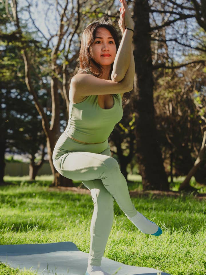 Izzy high impact Leggings for wholesale by Finesse Active