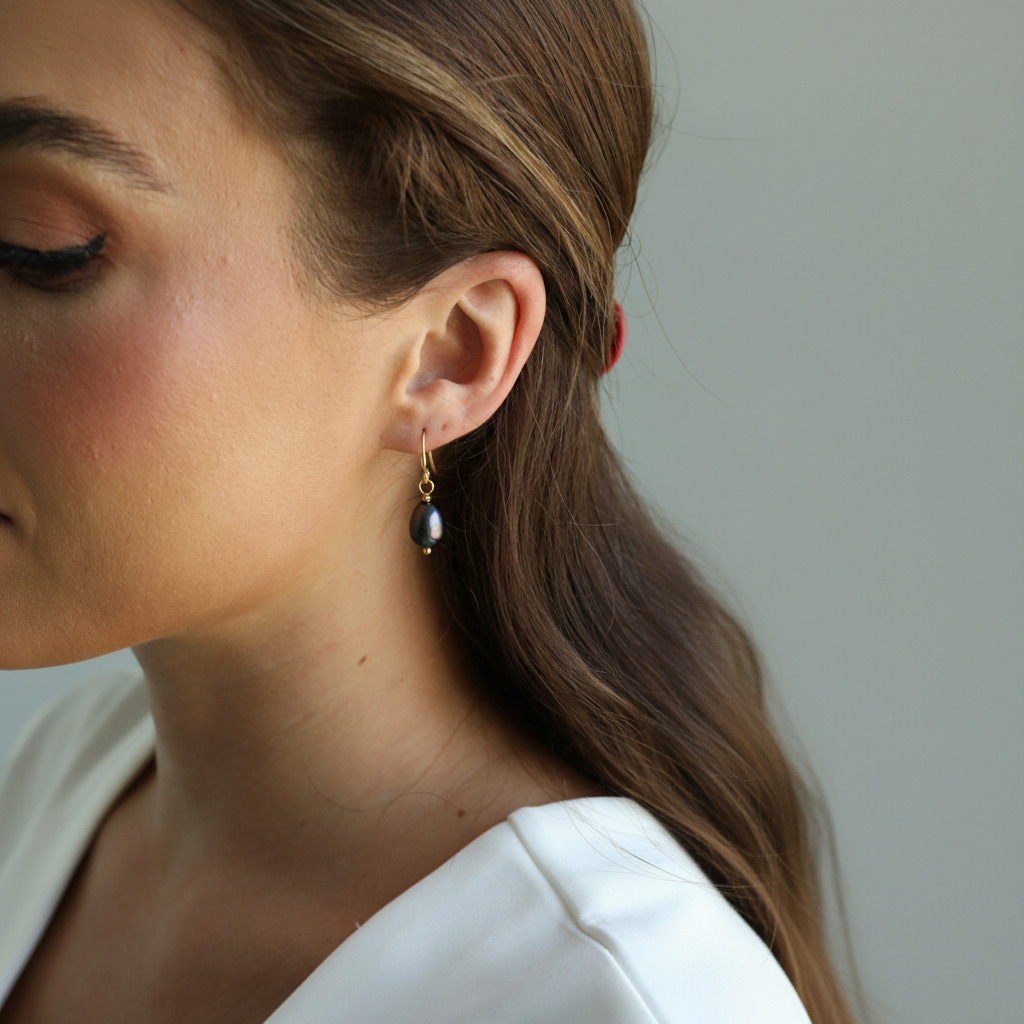 iBijoux – Engroshandel Hængeøreringe og creoløreringe – Minimalistiske ferskvandsperle-øreringe med vedhæng (1E04a)11