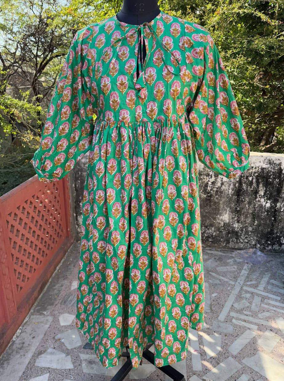 GYPSY STUDIO – wholesale Klänning - Dam – Grön bomullsklänning avslappnad lång midiklänning blommigt mönster klänning1