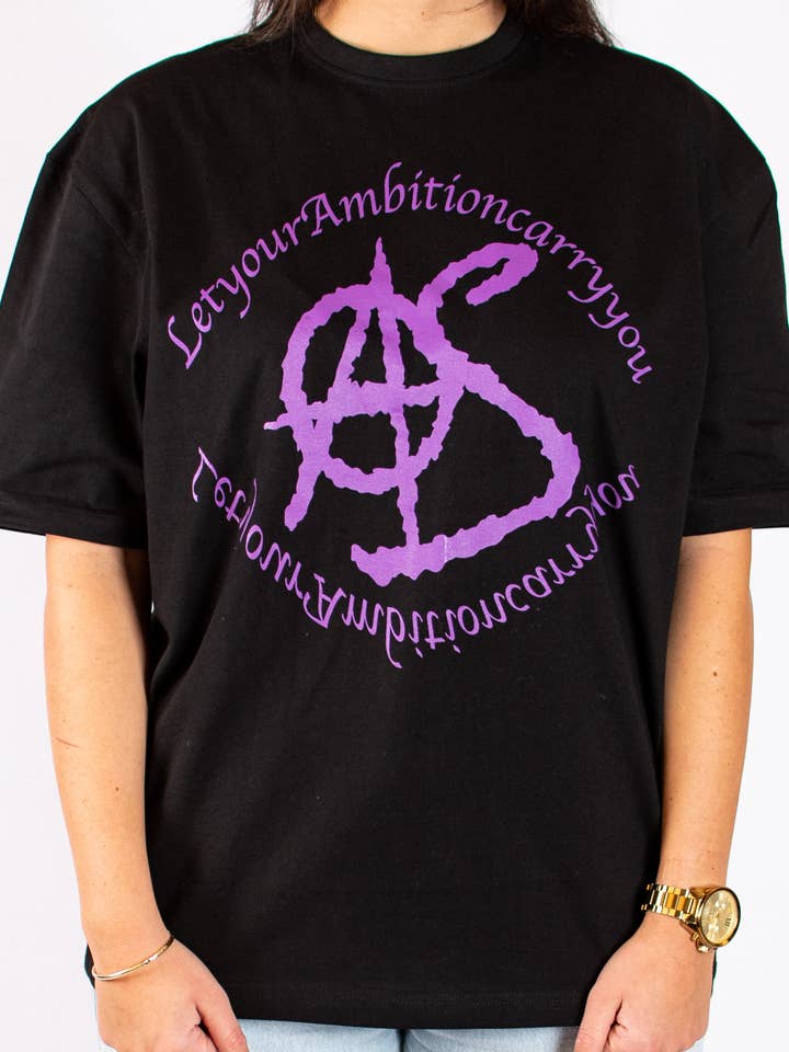 Tee "LetyourAmbitioncarryyou" Black für den Großhandel von Alexander Studios
