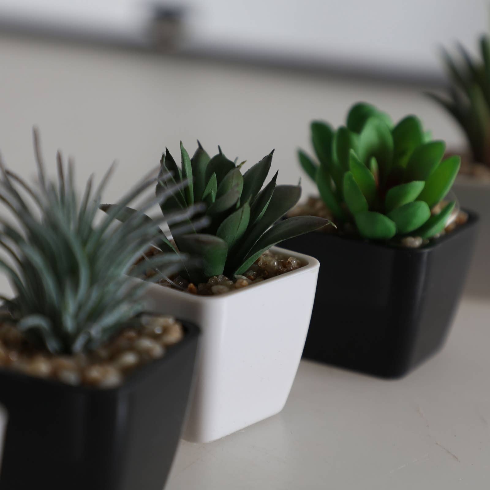 B&B - Wholesale Succulent - Assorted Green Plastic Succulent Plant 7 5X5X7cm1