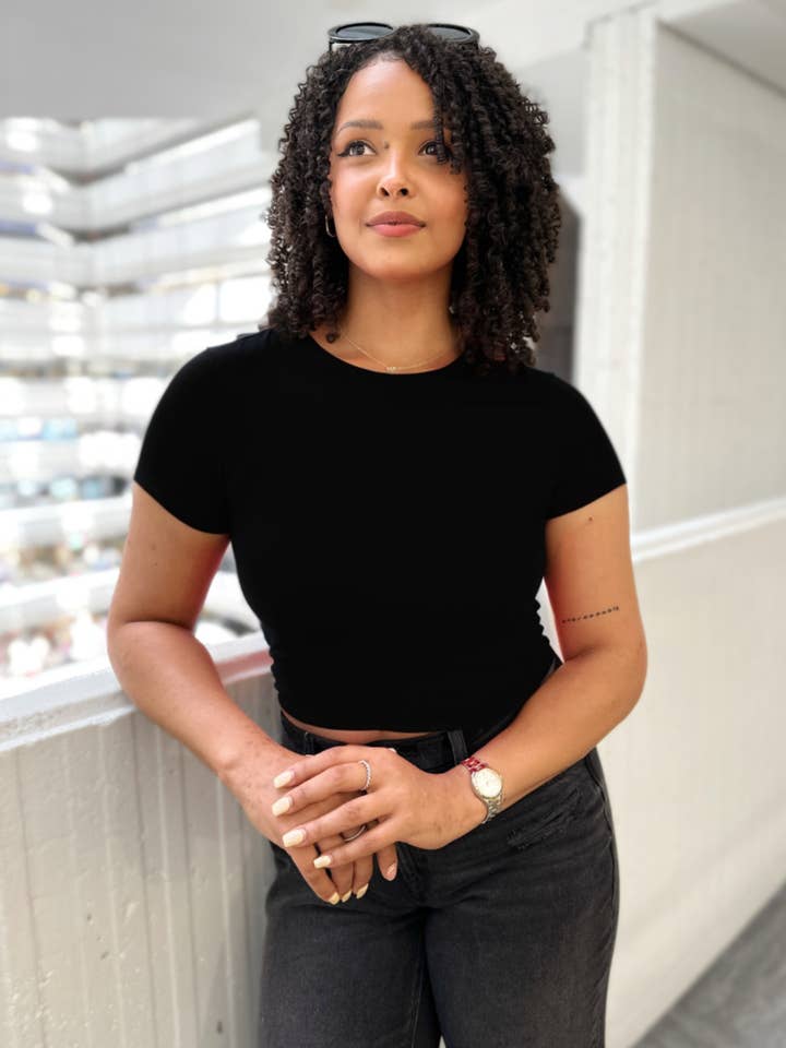 ELIETIAN – wholesale Knit top – Women's – Short Sleeve Waist Length Top3