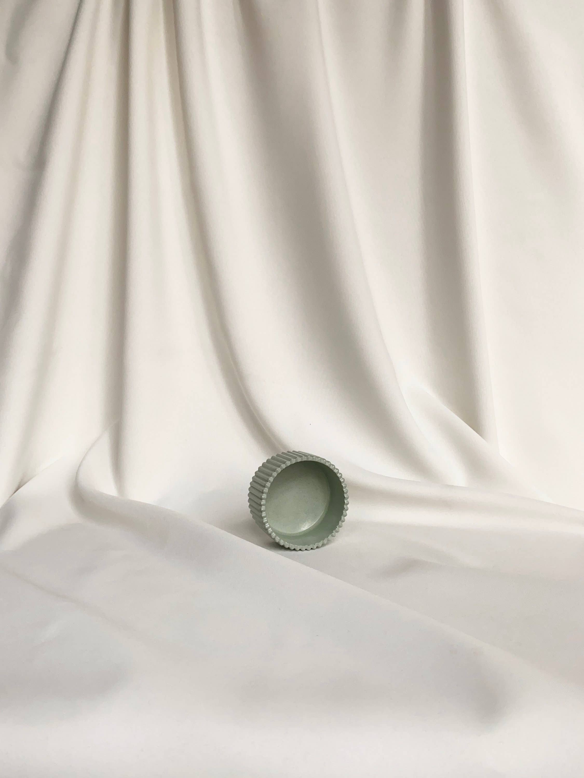 Atelier La Rouleuse - Wholesale Decorative Plate/Dish/Bowl - CANALIS - small decorative concrete bowl1