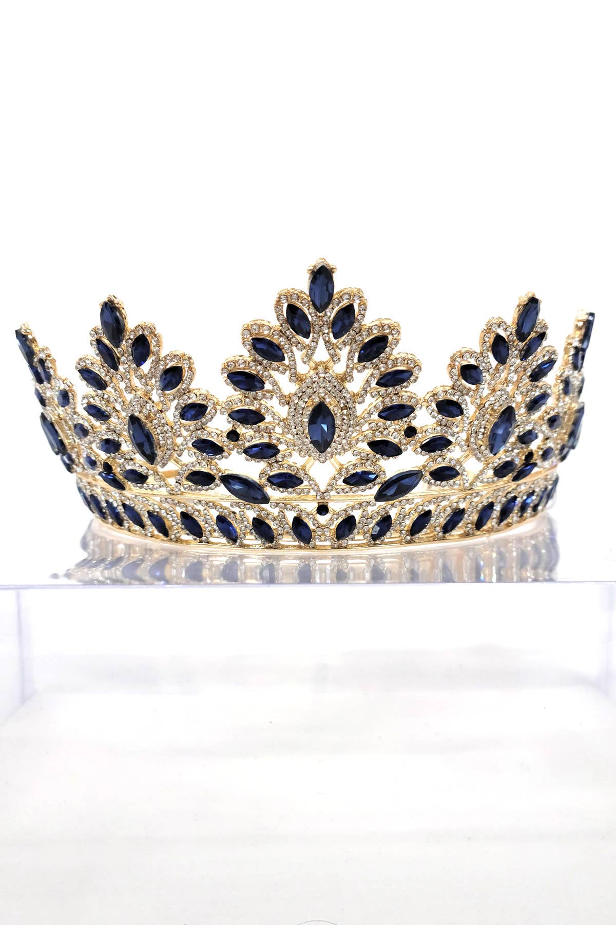Chicas - Wholesale Tiara - Women's - One Size Fits All Metal Tiara With Rhinestones. HT93727