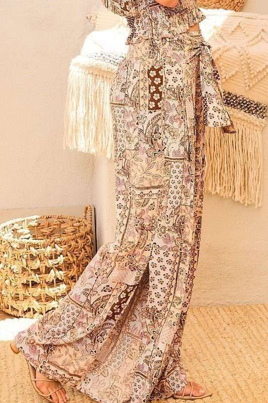 FARD À JOUES Pantalon large à imprimé patch noué sur le devant en vente sur Faire10