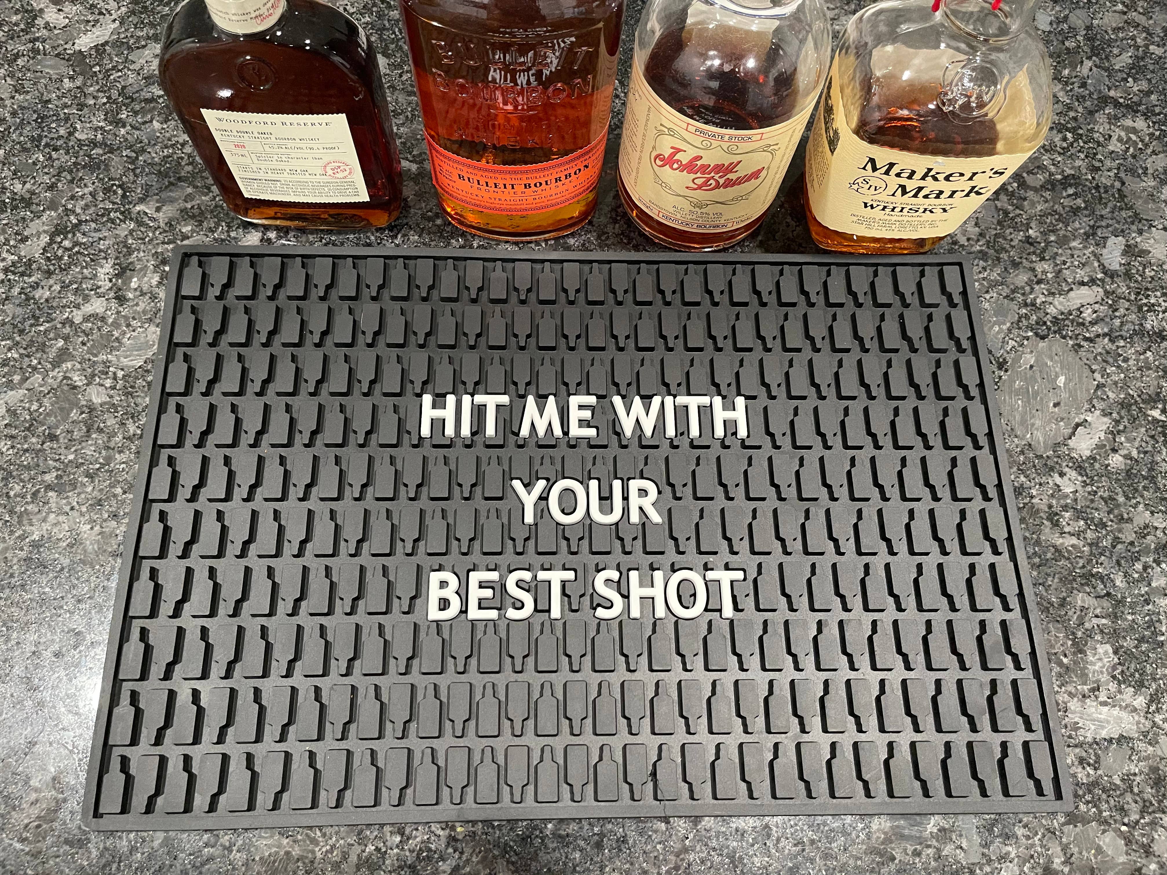 Barrel Down South – Engroshandel Barredskaber – Slå mig med din bedste Shot Bar Mat - Bourbon - Bourbon Bar