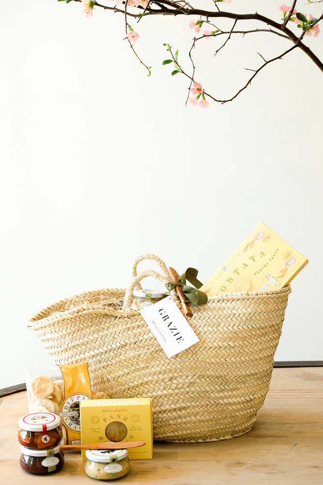 Bella Cucina – wholesale Matpresentkorg – ”O” Lista favorit Antipasti Party i en korg6