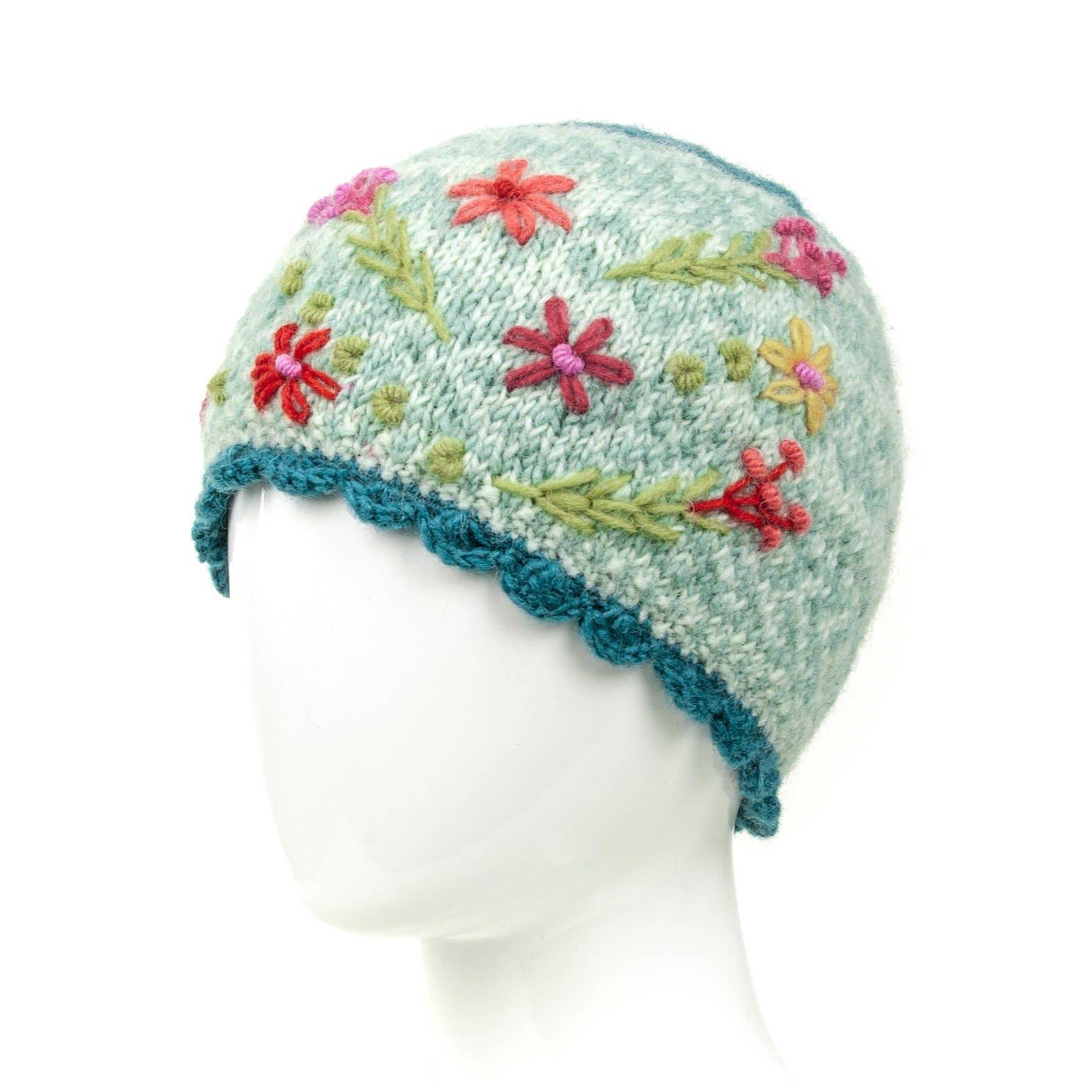Lost Horizons Canada - Vente Bonnet – femme - Bonnet en laine brodé de fleurs Sadie3