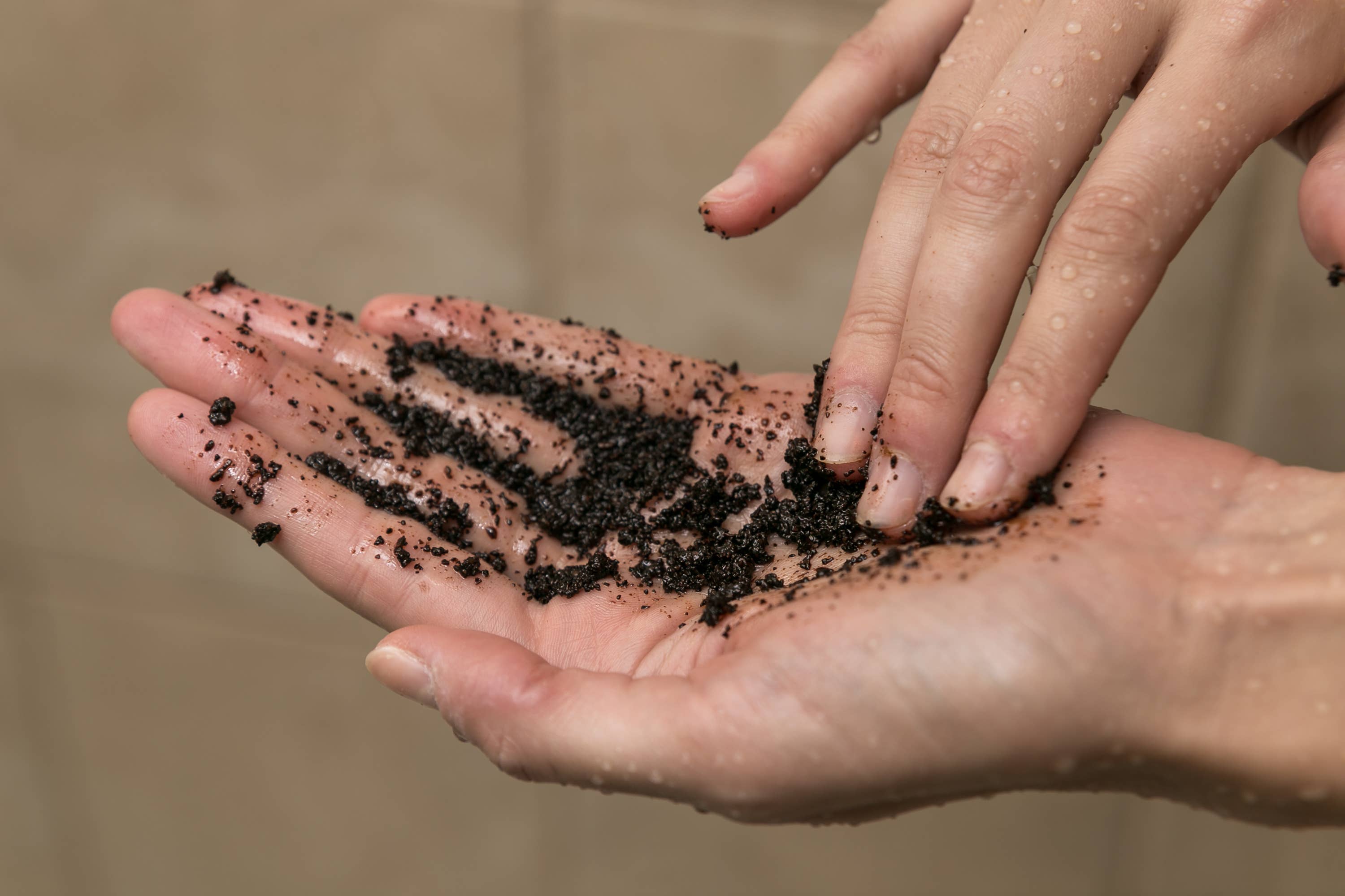 Fivesso - Organic Coffee Skincare - Wholesale Body Scrub/Exfoliant - Fivesso Coffee Body Scrub Variety Pack - Half Dozen5