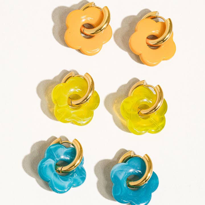 Flânerie by MAIQ - Wholesale Stud/Post Earrings - Petal 18K Gold Non-Tarnish Summer Flower Earring2