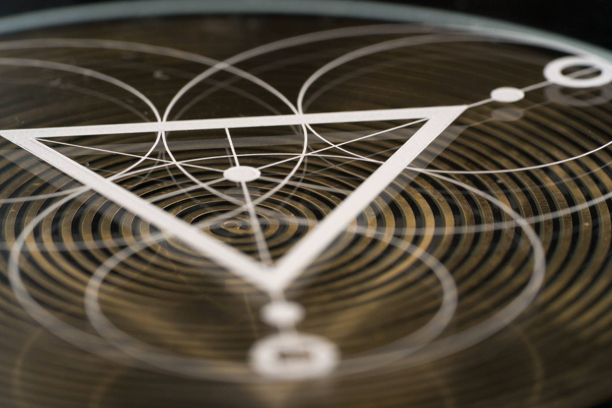 Inanna Healing – wholesale Meditation supplies – Gaia’s Pulse Frequency Generator | 7.83 Hz Schumann Resonance for Grounding & EMF Protection6