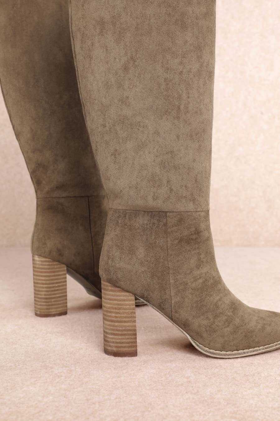 Oliccui - Wholesale Boots - Women's - TALL BLOCK HEEL FAUX SUEDE BOOTS2