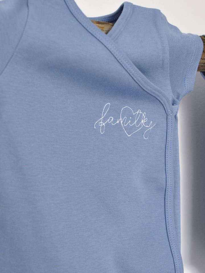 Body box Milk with love - Set of 3 cotton bodysuits for wholesale by You&Milk