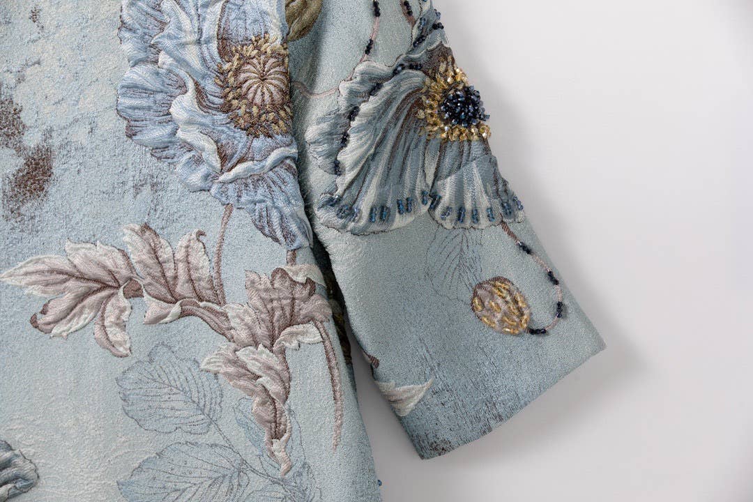 Productseeker - Vente Robe – femme - Coupe-vent fleuri à perles CT102Y avec charme à col rond8