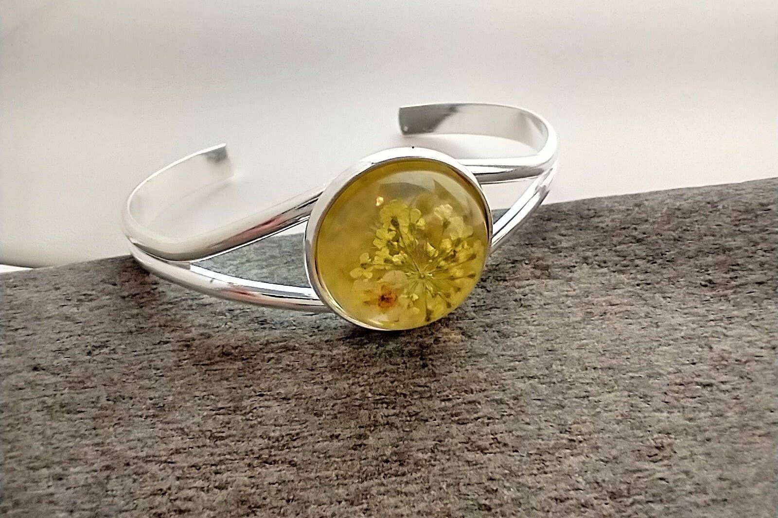 Piccadilly Pendants - Vente Bracelet manchette - Bracelet manchette fleur en argent2