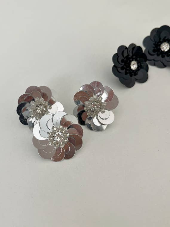 MOND HAUS - Wholesale Shoe Accessories - BILLIE Mini Sequin Flower Shoe Charm for Sneakers, Sandals3
