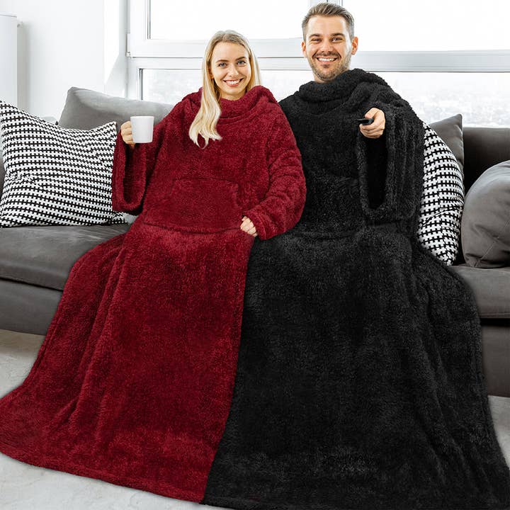 Pavilia - Wholesale Throw Blanket - Sherpa Fluffy Blanket with Sleeves11