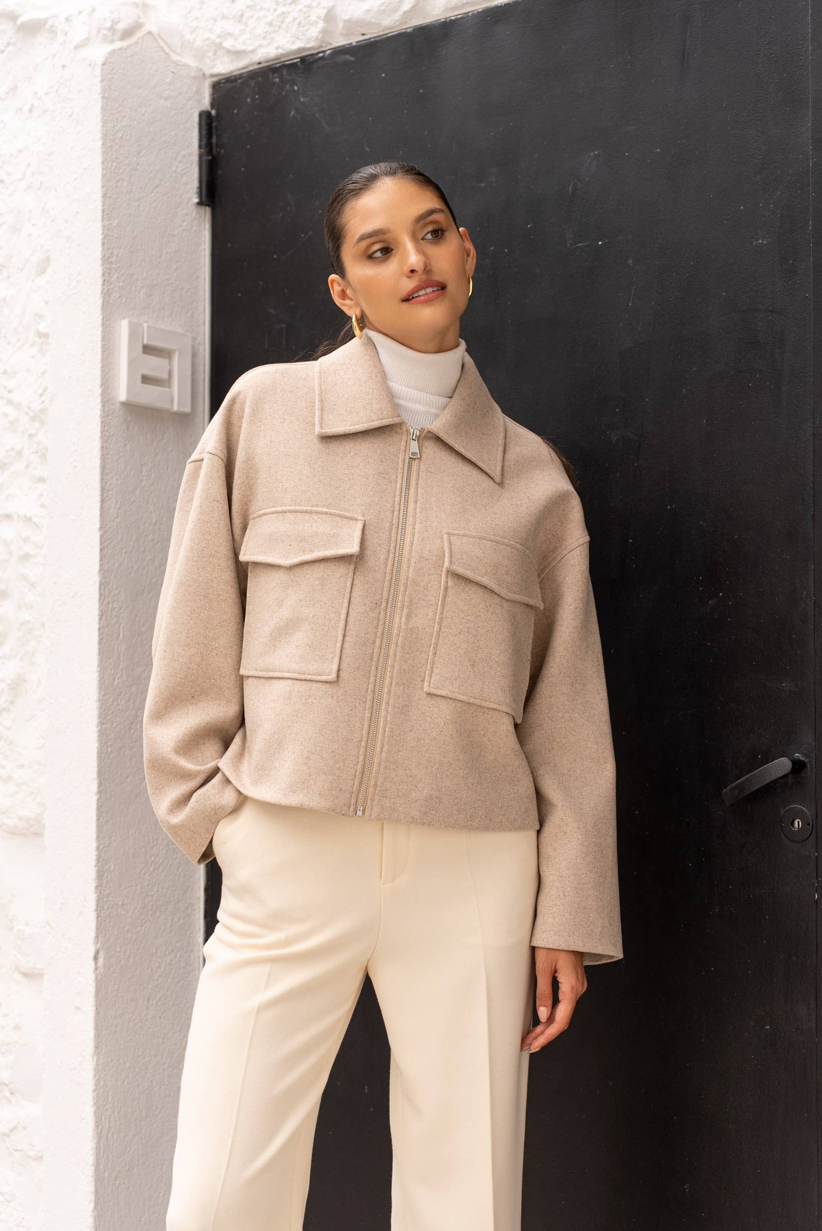 Attentif Paris - Wholesale Jacket - Women's - Structured short jacket in blended wool with patch pockets19