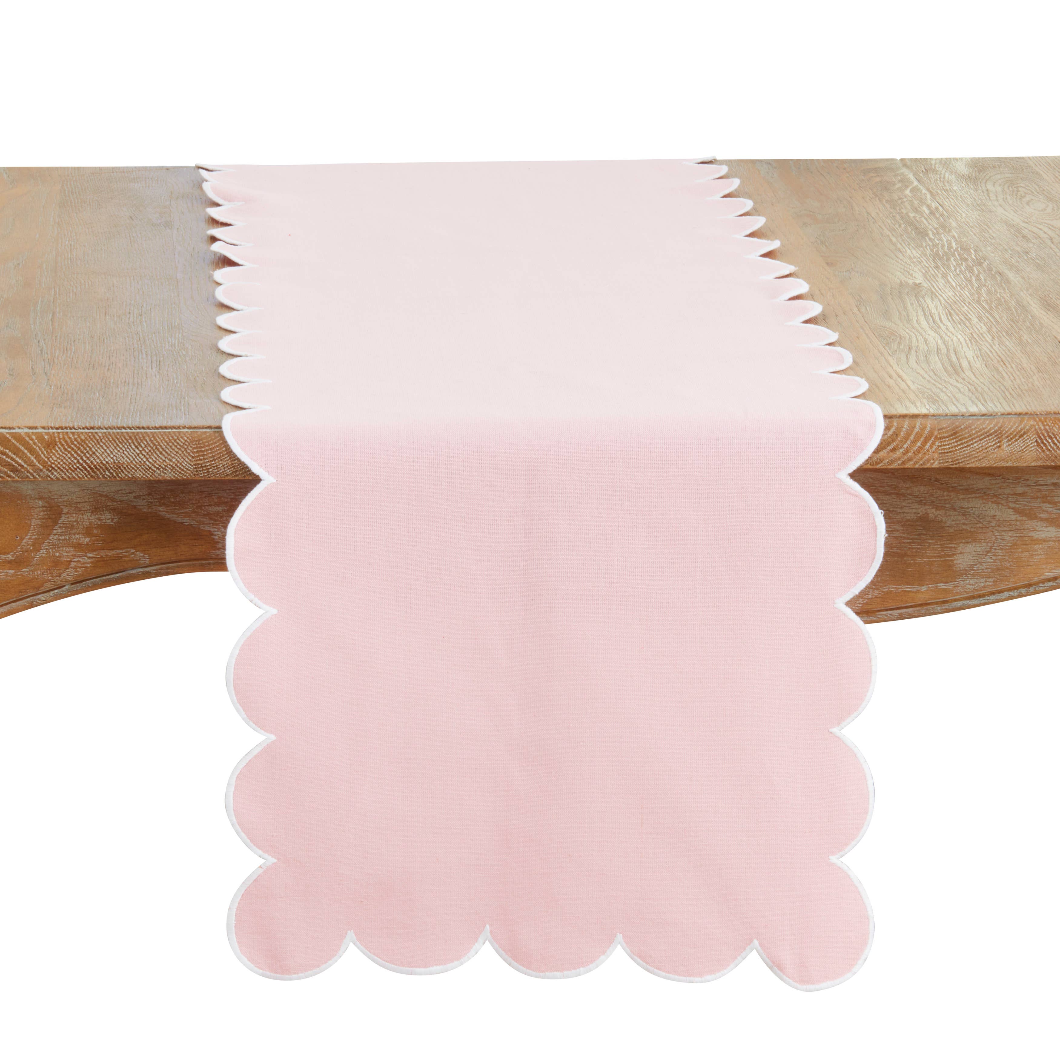 Saro Lifestyle - Wholesale Table Runner - Cotton Scalloped Table Runner4