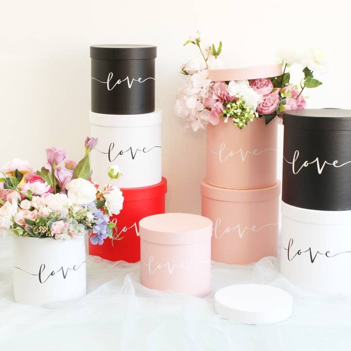 Elegant Design Supply - Vendita all'ingrosso Confezioni regalo - Scatola rotonda per fiori a forma di cappello con motivo Love12