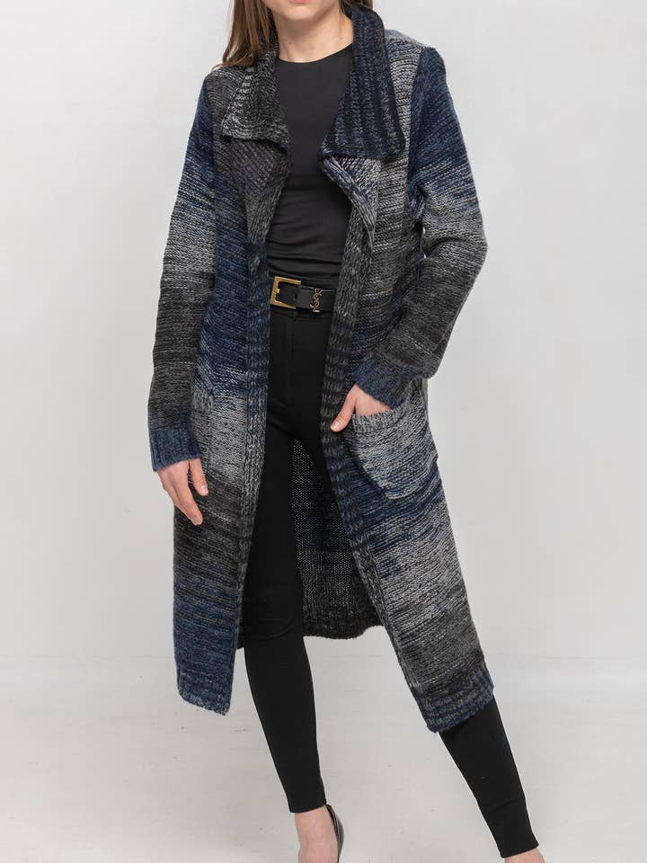 Pull cardigan multicolore en bleu marine pour la vente par NIKKY APPARELS