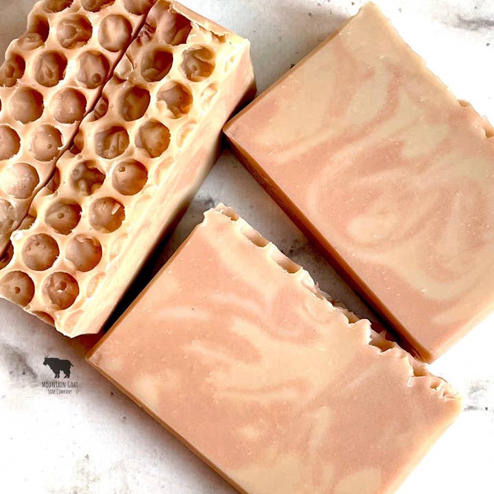 Mountain Goat Soap Company - Wholesale Bar Soap - Busy Bee Honeycomb Goat Milk Soap (Honey Lemon)