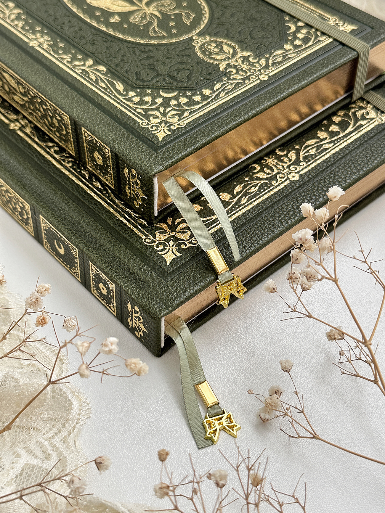 leelajournals – wholesale Notebook – 160 gsm | B5 | lily of the valley spell book (dotted)6