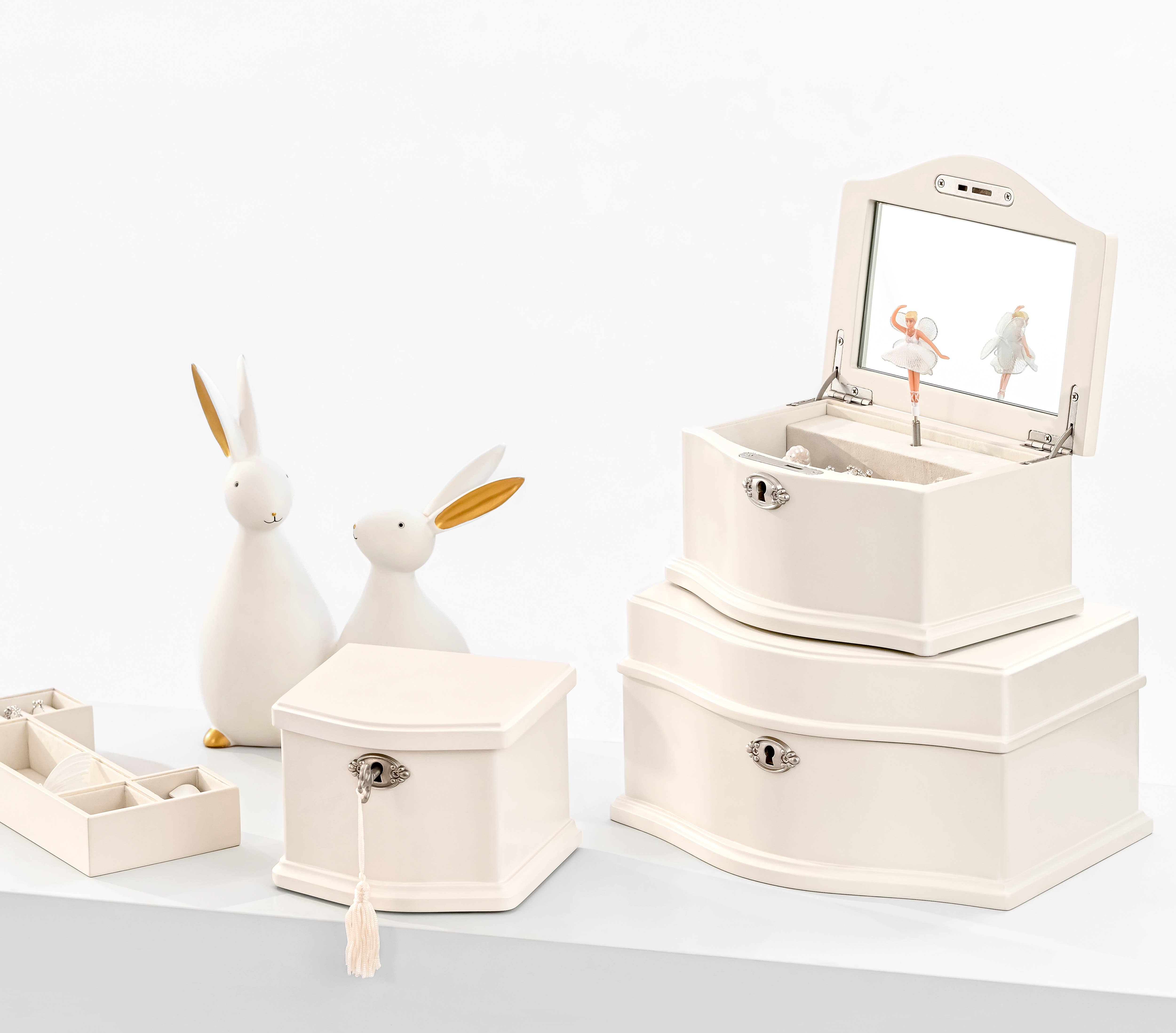 Arlo Belle LLC - Wholesale Jewelry Box/Organizer - Kids Musical Jewelry Box with Lock and Spinning Ballerina19
