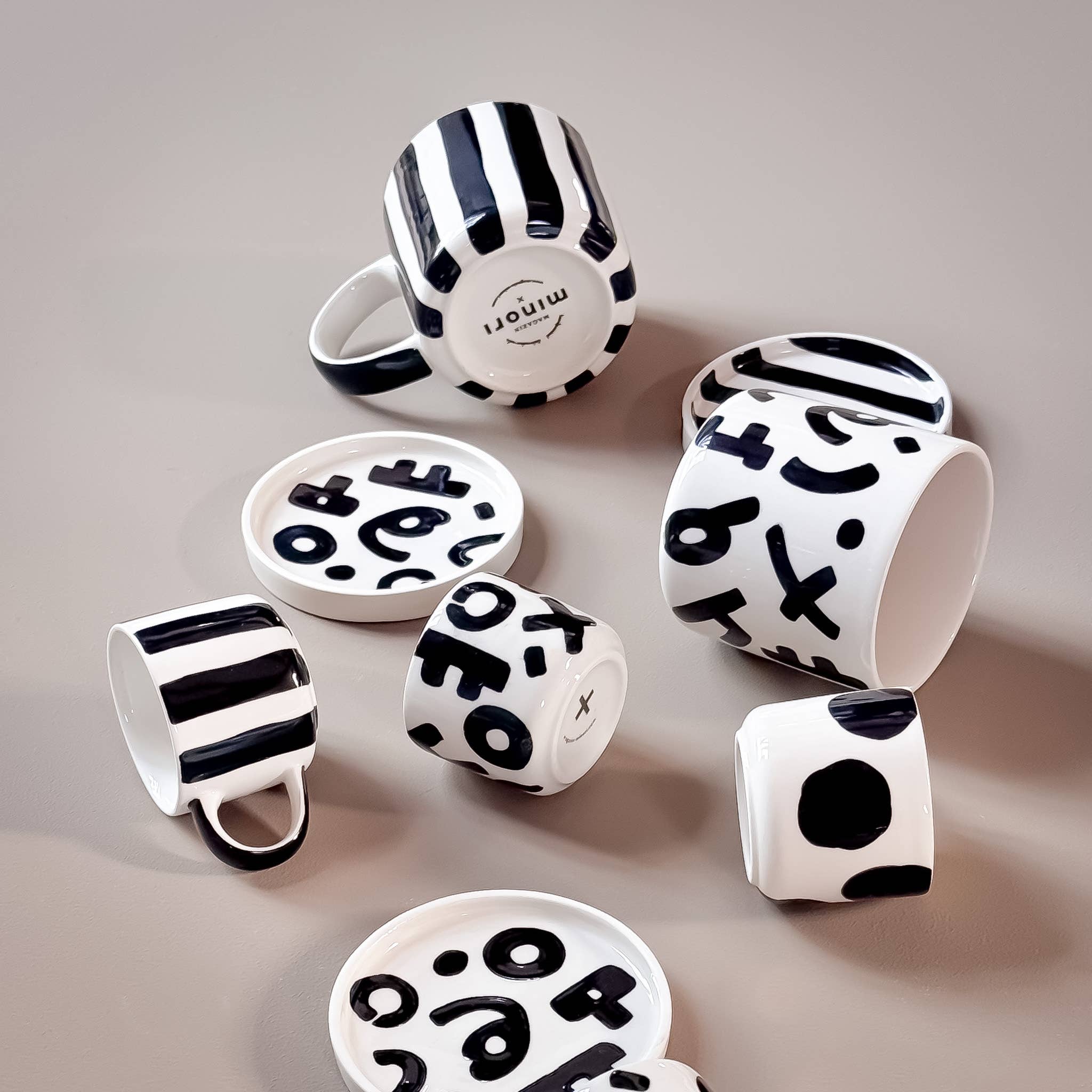 Magazin Minori - Wholesale Coffee Mug - Becher Stripes - volcano black2