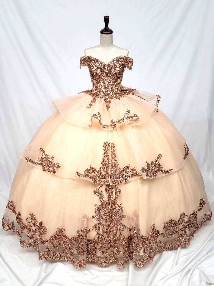 Chicas - Wholesale Dress - Women's - Multilayered Quince Dress With Bow and Sequins CHF30633