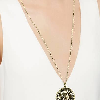 TheTizana - Vente Colliers à pendentif - Loupe 6 fois en forme de marguerite avec couvercle coulissant2