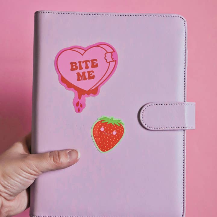Day Dreamer Studios - Vendita all'ingrosso Adesivo - Bite Me Candy Heart | Adesivo in vinile impermeabile lucido4