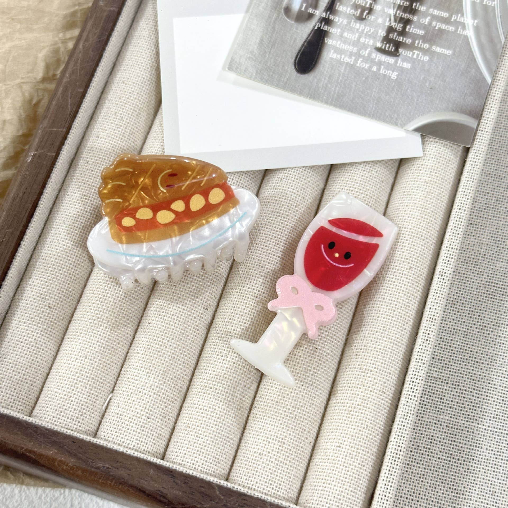 SoapElenGlen - Wholesale Hair Clip - Women's - Fun Food Claw Clip, Red Wine Side Clip7