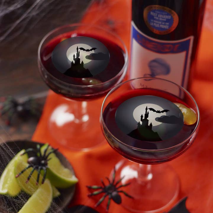Maison hantée d'Halloween, décor de fête avec garnitures de boissons comestibles pour la vente par Homespun Parties