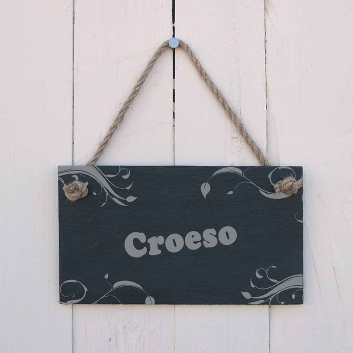 Sinal pendurado 'Ffrind Gorau' - Galês para o melhor amigo feito à mão por atacado de The House nameplate company