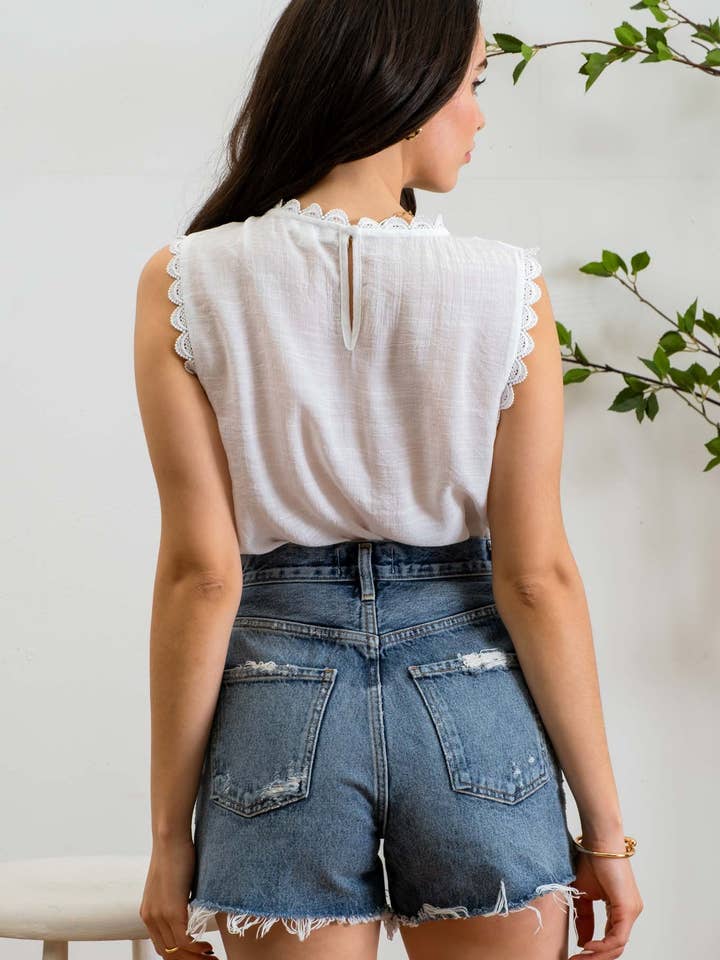 Blu Pepper - Wholesale Blouse - Women's - SLEEVELESS LACE EDGE WOVEN TOP5